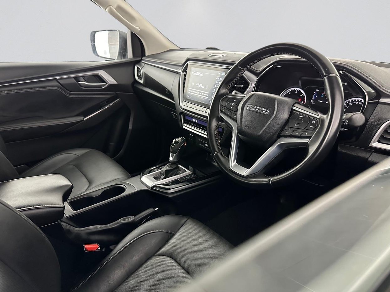 2024 Isuzu D-Max 3.0 Ddi LSE E-Cab Auto Q2FyTGlzdGluZzo1NjkyOTg