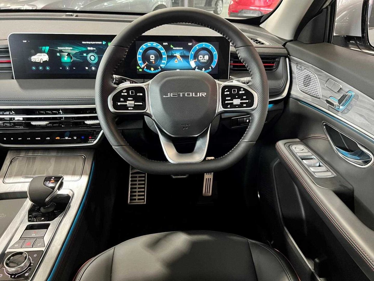 2024 Jetour X70 Plus 1.5T Deluxe Q2FyTGlzdGluZzozMzc5NjA R484900