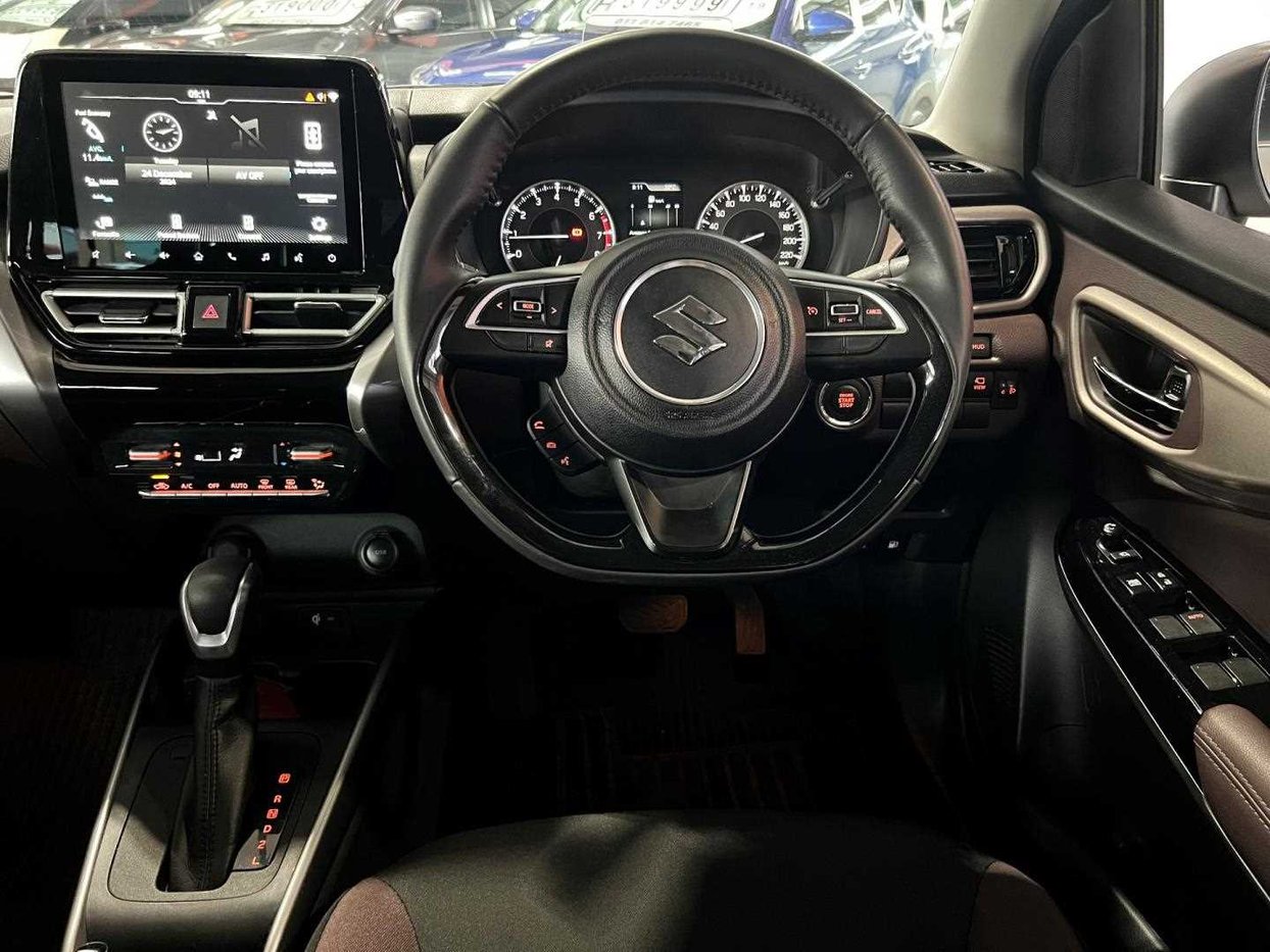 2024 Suzuki Fronx 1.5 GLX Auto Q2FyTGlzdGluZzozODgwMjQ R349000