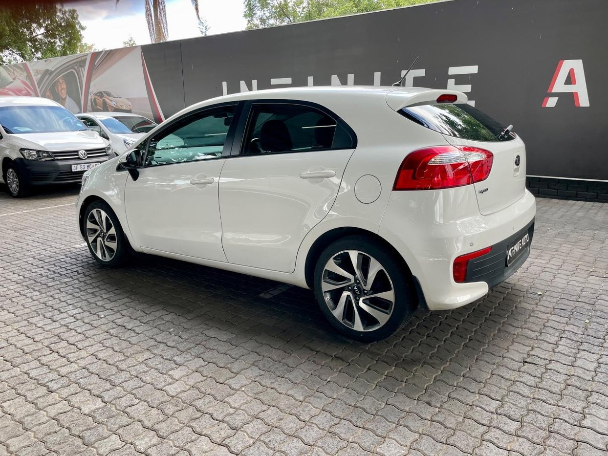 2016 Kia Rio V 1.4 TEC Hatch Q2FyTGlzdGluZzozODUzMjc R169900 | Avo Auto