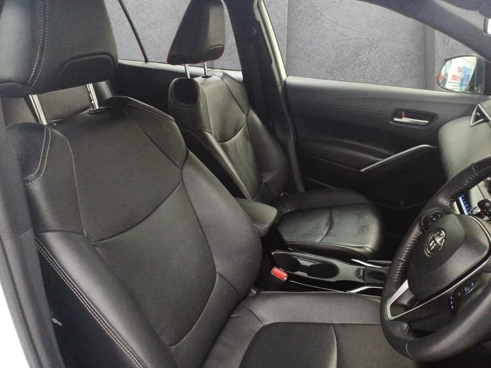 atushiページ 2023 Toyota Corolla Cross 1.8 XS Q2FyTGlzdGluZzozNTMxNTY R364900