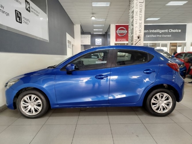 ‪ෆ ̖́-‬M ページ 2019 Mazda 2 1.5 Active Hatch Back 5 Door Q2FyTGlzdGluZzo1MTEzNzE