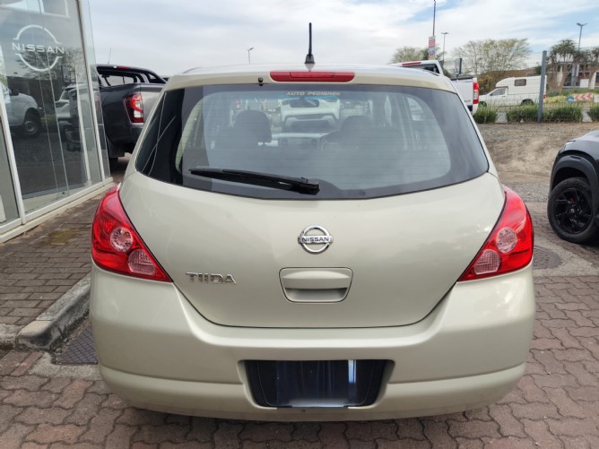 Tiida 2012 Rear 2012 Nissan Tiida 1.6 Visia Hatch Back Q2FyTGlzdGluZzo1MzIwMjM R79900 ...