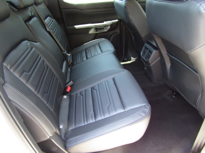 2025 Ford Ranger 2.0D XLT HR Double Cab Auto Q2FyTGlzdGluZzo0Nzc3MzU ...