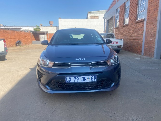 2024 Kia Rio VI 1.4 LS 5 Door Q2FyTGlzdGluZzozNDc0NjE R299995