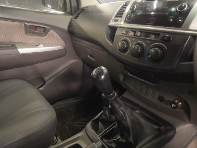 2015 Toyota Hilux II 2.5 D-4D SRX 4X4 Double Cab