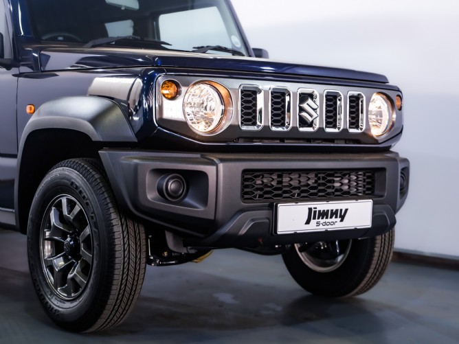 2024 Suzuki Jimny 1.5 GL 5 Doors Q2FyTGlzdGluZzoyMzMyNzU R389900