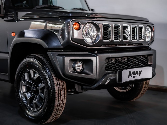 2025 Suzuki Jimny 1.5 GLX Auto 5 Doors Q2FyTGlzdGluZzo1MTQzNDM