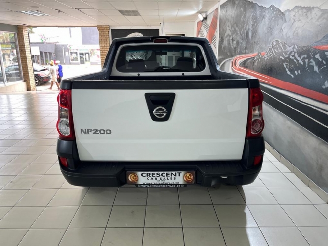 Np200 Rear 2017 Nissan NP 200 NP200 1.6 8V Q2FyTGlzdGluZzo3NjgyOTM R124995 | Avo Auto