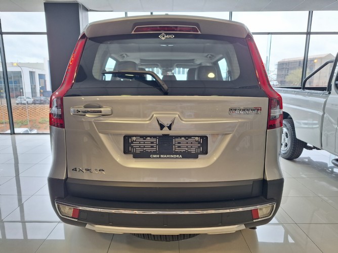 2025 Mahindra Scorpio-N 2.2D Auto 4x4 Z8L Q2FyTGlzdGluZzo1MTIyODY