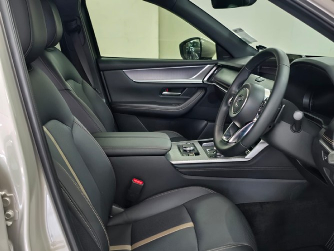 2024 Mazda CX-60 3.3L DE TAKUMI AWD Auto Q2FyTGlzdGluZzozMjE5MDE
