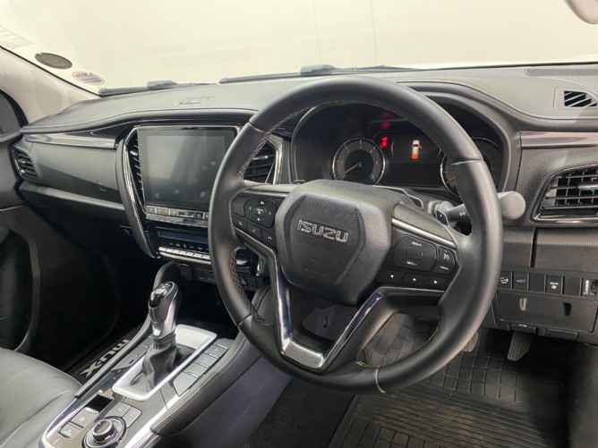2025 Isuzu MU-X 3.0D LSE Auto 4x4 Q2FyTGlzdGluZzo1NDE2NDg R847894