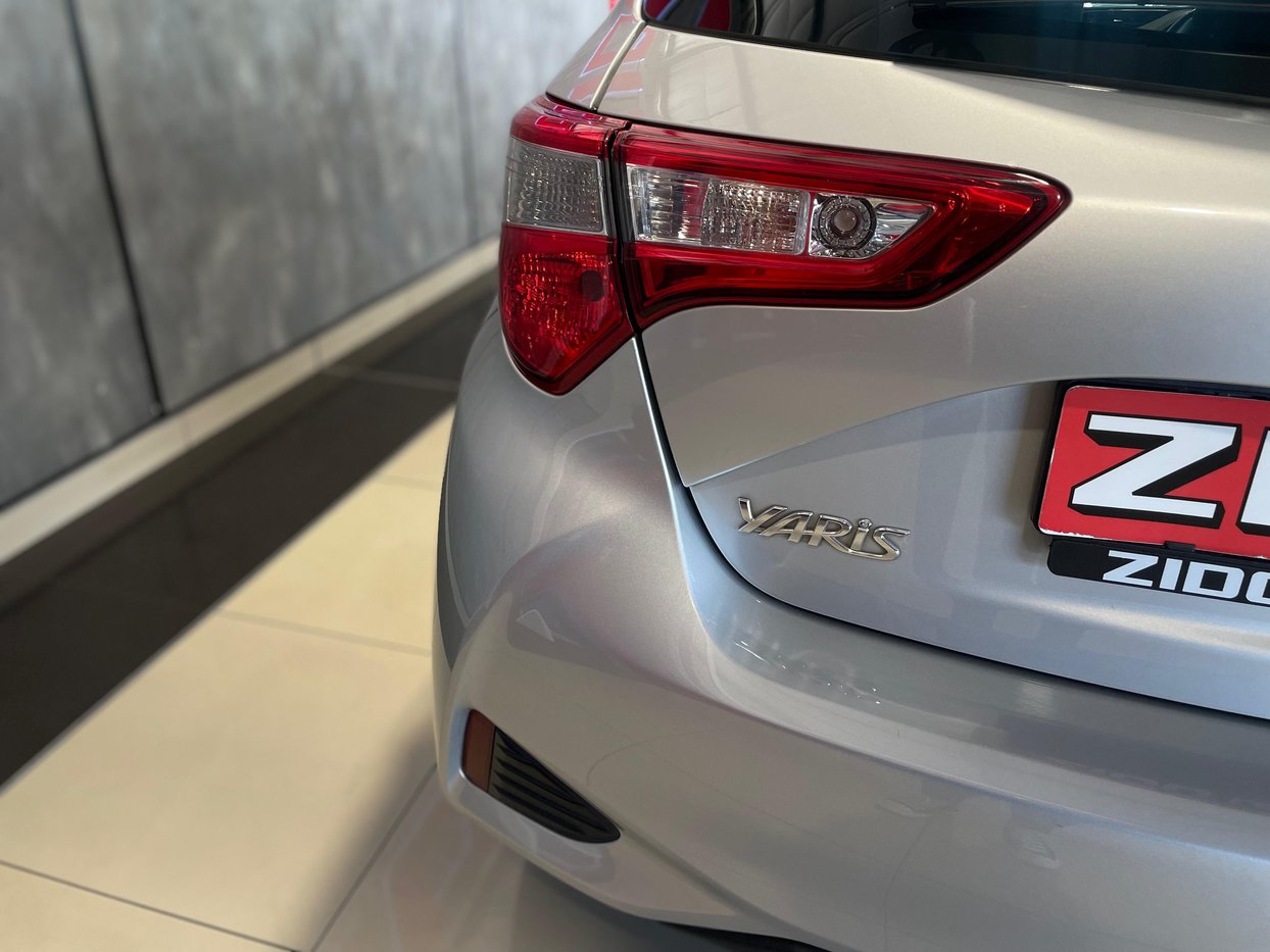 2017 Toyota Yaris 1.0 Pulse 5 Door Q2FyTGlzdGluZzo0NjQ5OTM R179950